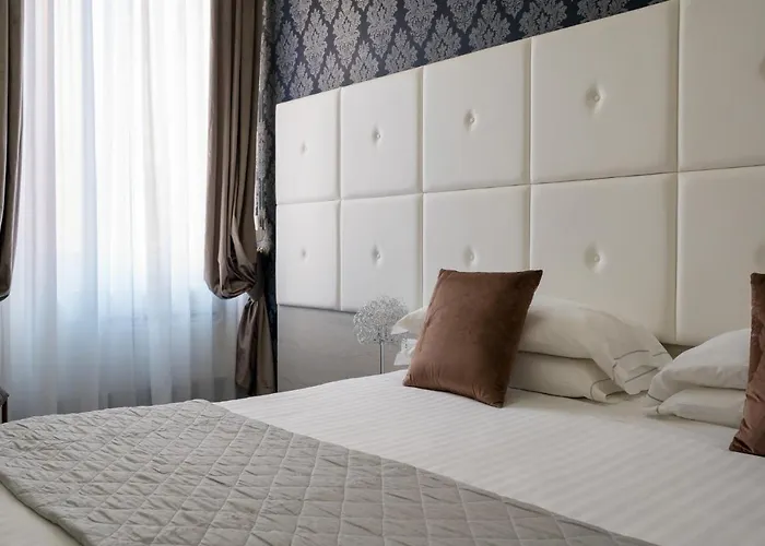 Rossini 1936 Hotel Bologne