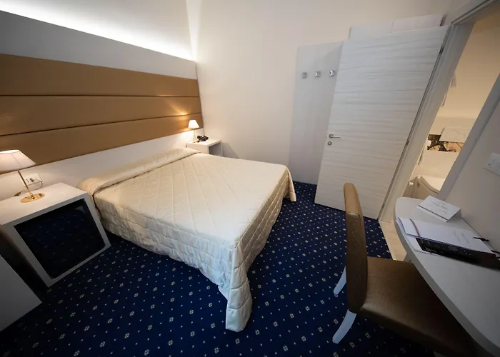 Rossini 1936 4* Bologne