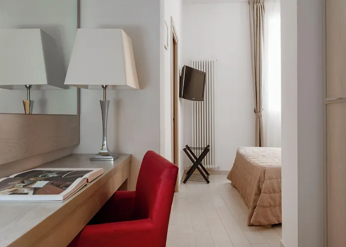 Rossini 1936 Hotel Bologne