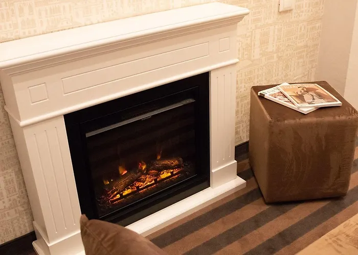 ホテル Rossini 1936 4*