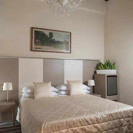 Rossini 1936 Otel